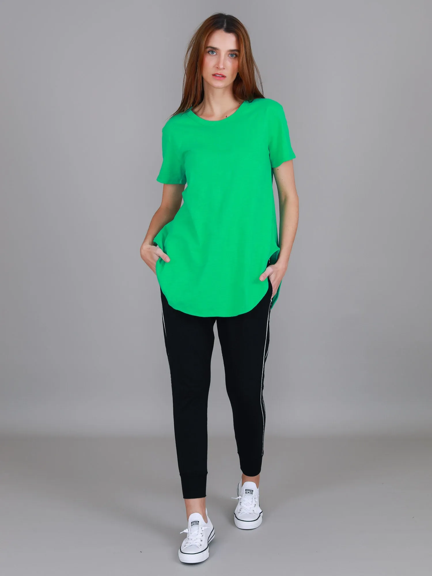 Elwood Curved Hem T Shirt